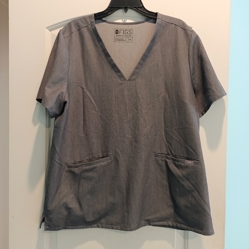 Figs Scrub Top